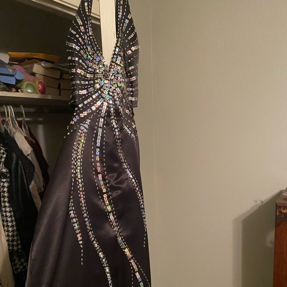 Dress - Picture 1 of 1